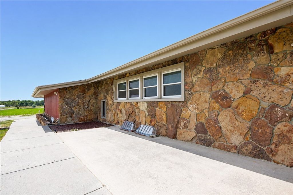 10139 US Highway 212, Joliet, MT 59041 photo 5