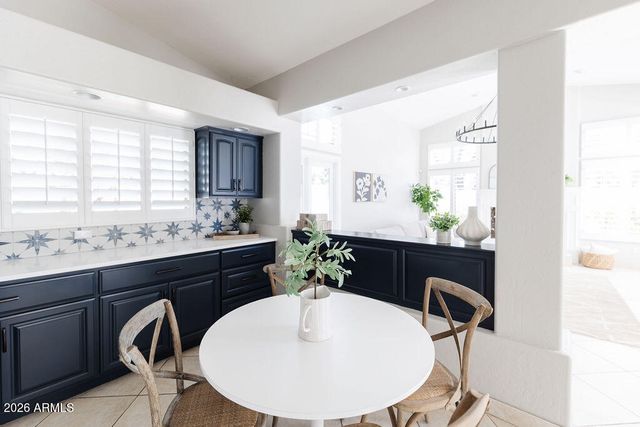 3801 S VISTA Place, Chandler, AZ 85248