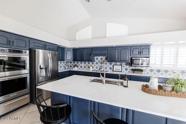 3801 S VISTA Place, Chandler, AZ 85248