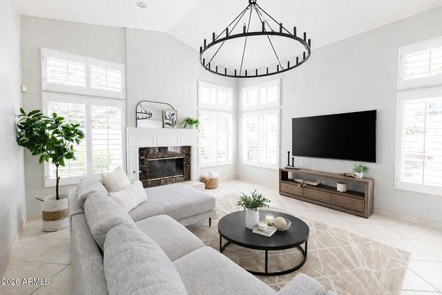 3801 S VISTA Place, Chandler, AZ 85248