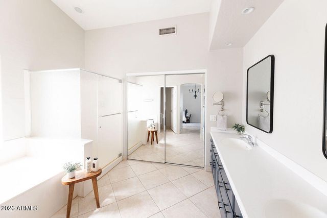 3801 S VISTA Place, Chandler, AZ 85248