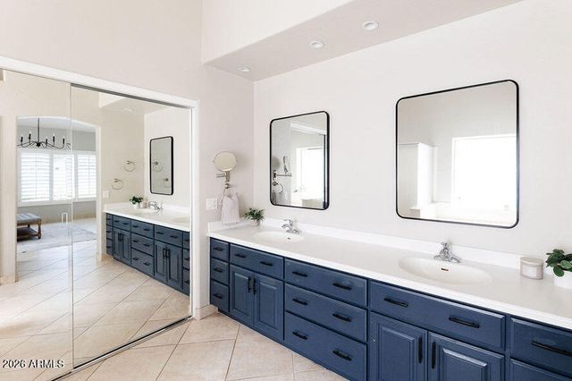 3801 S VISTA Place, Chandler, AZ 85248