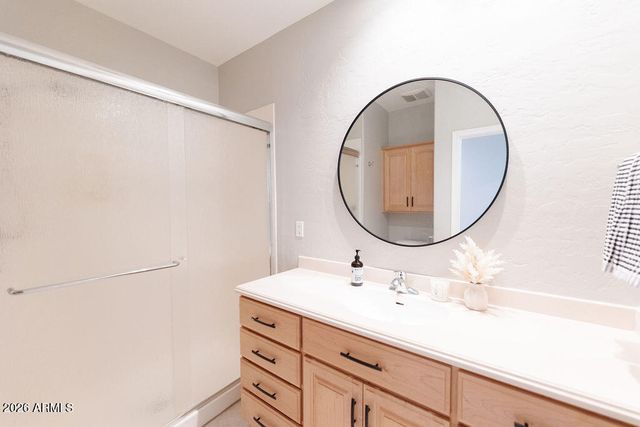 3801 S VISTA Place, Chandler, AZ 85248