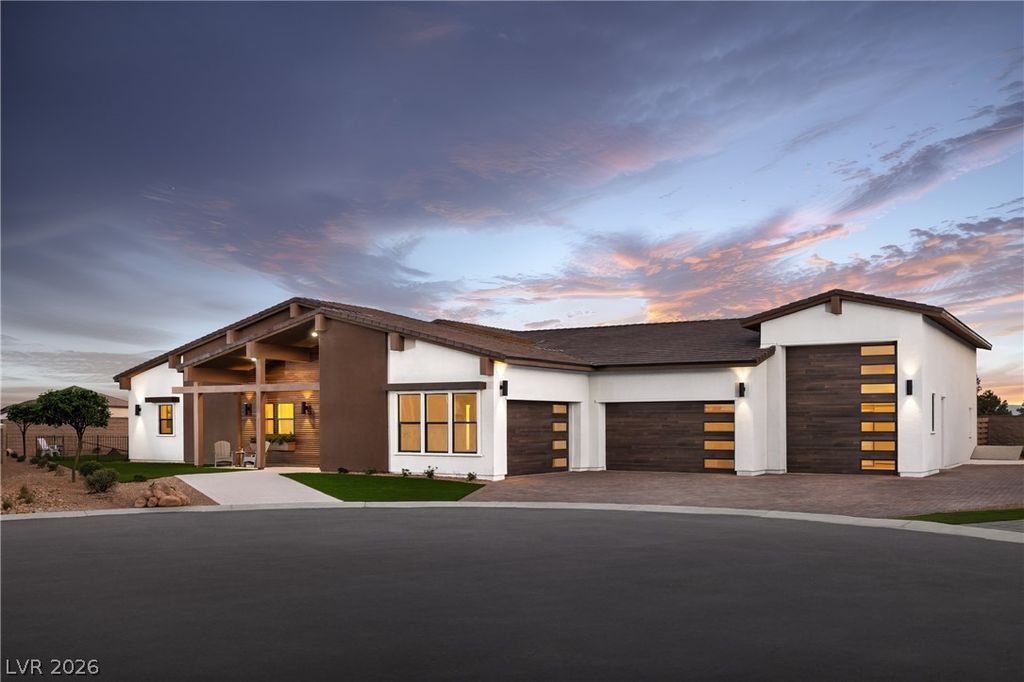 8575 Stange Avenue, Las Vegas, NV 89129