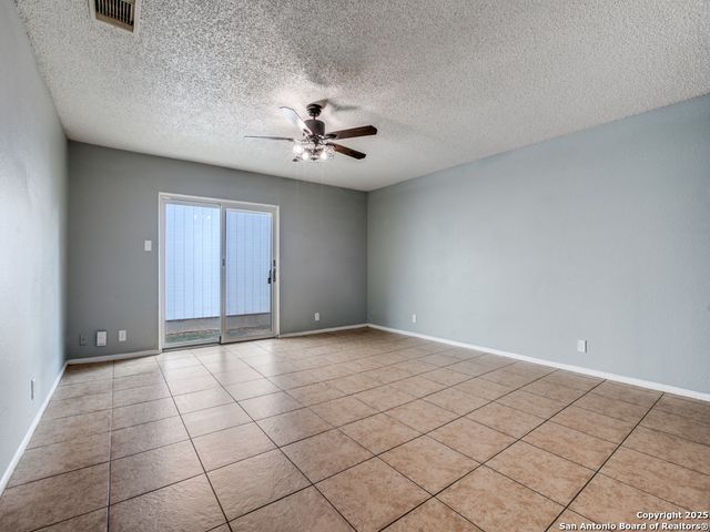 7727 Chatsworth, San Antonio, TX 78250