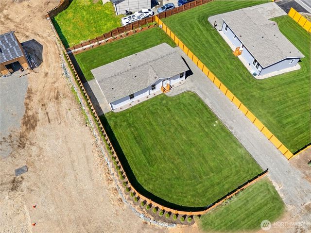 18495 SE Covington Sawyer Road, Kent, WA 98042