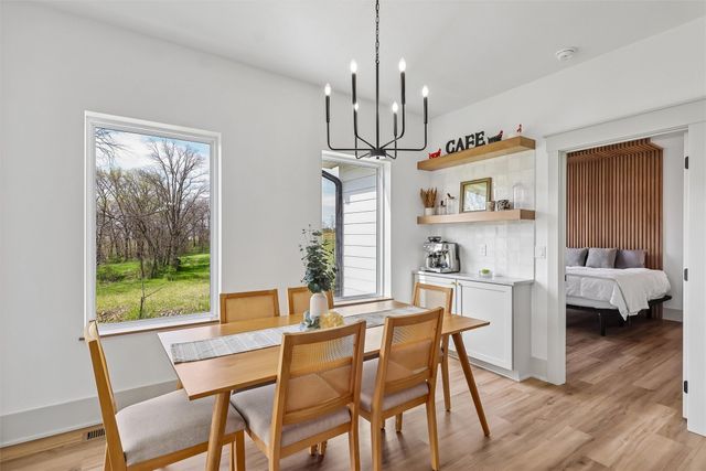 990 Harrington Way, Waukee, IA 50263