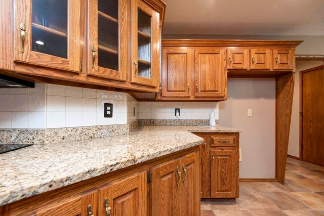 3423 W Morningside Court, Springfield, MO 65807