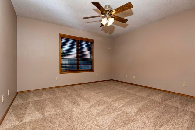 3423 W Morningside Court, Springfield, MO 65807