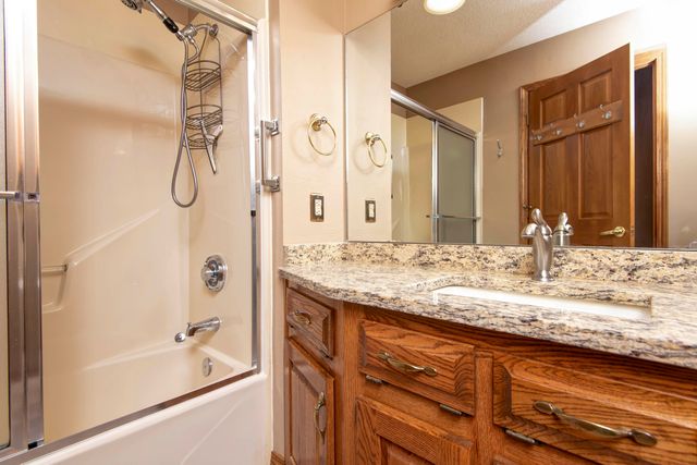 3423 W Morningside Court, Springfield, MO 65807