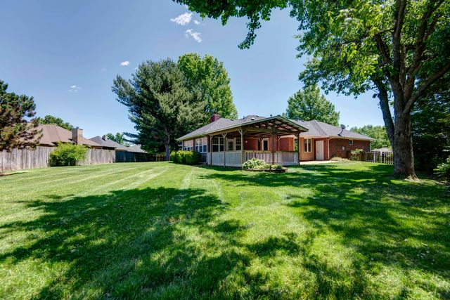 3423 W Morningside Court, Springfield, MO 65807