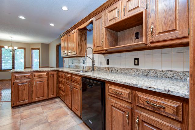 3423 W Morningside Court, Springfield, MO 65807