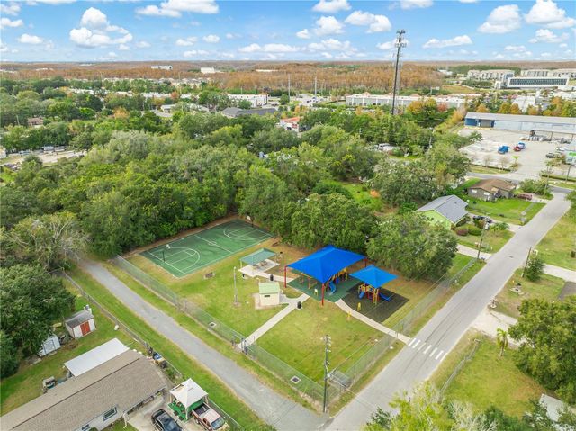 2927 TAMPA AVENUE, Kissimmee, FL 34744