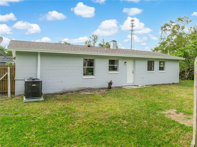 2927 TAMPA AVENUE, Kissimmee, FL 34744