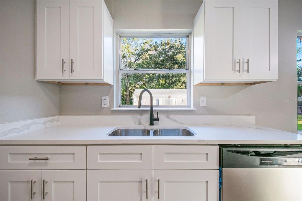 Image 16 of property listing at 2927 TAMPA AVENUE, Kissimmee, FL 34744