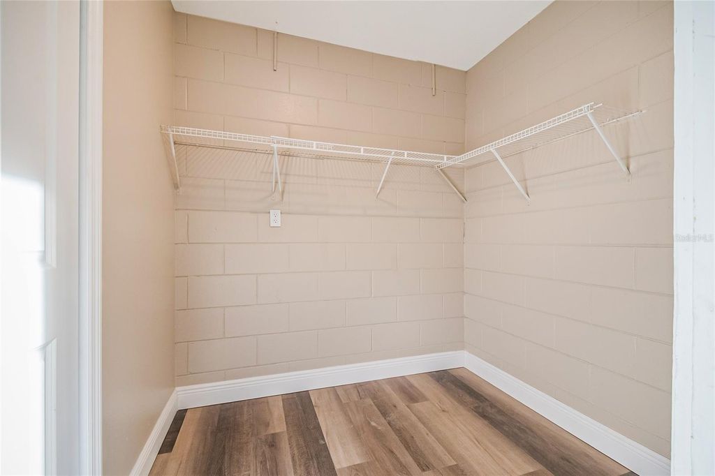 Image 31 of property listing at 2927 TAMPA AVENUE, Kissimmee, FL 34744