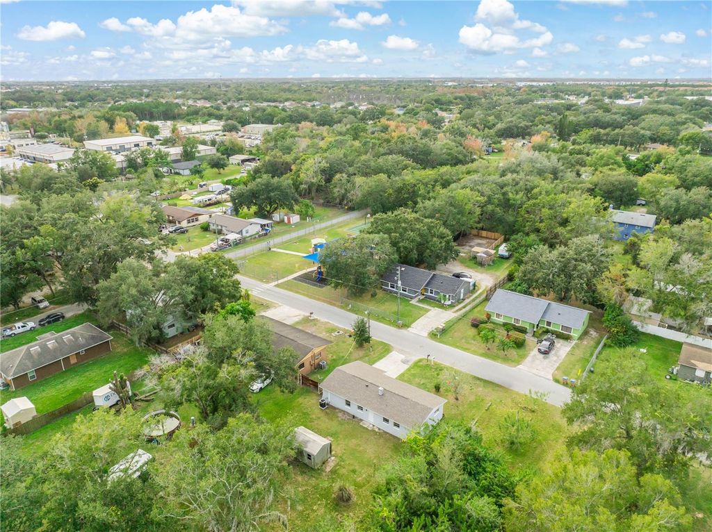 Image 40 of property listing at 2927 TAMPA AVENUE, Kissimmee, FL 34744