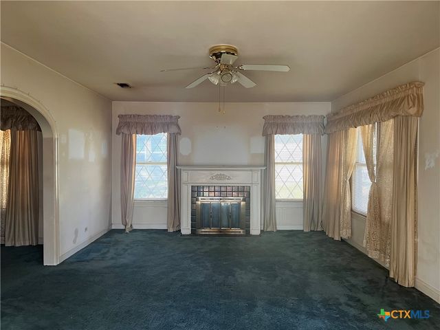 1801 N Goldman Street, Victoria, TX 77901