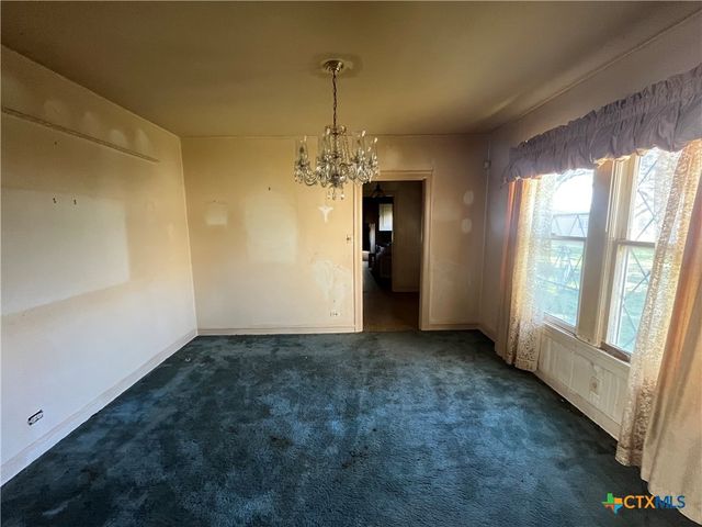 1801 N Goldman Street, Victoria, TX 77901