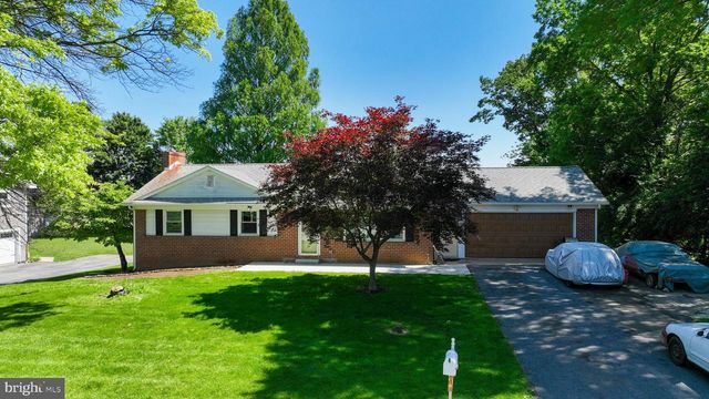 339 SHETLAND DR, Lancaster, PA 17601