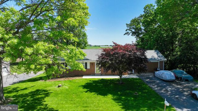 339 SHETLAND DR, Lancaster, PA 17601