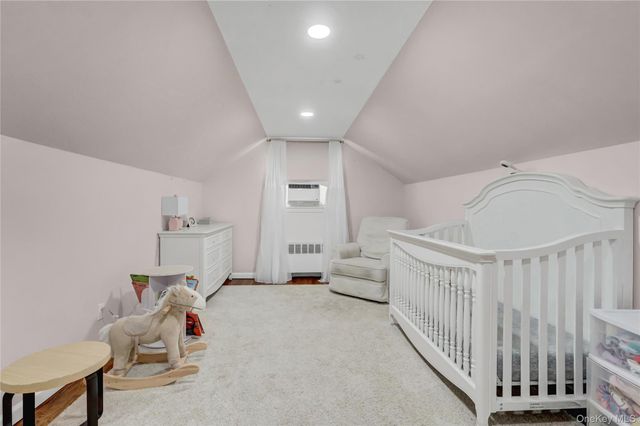 2 Oxford Avenue, Massapequa, NY 11758