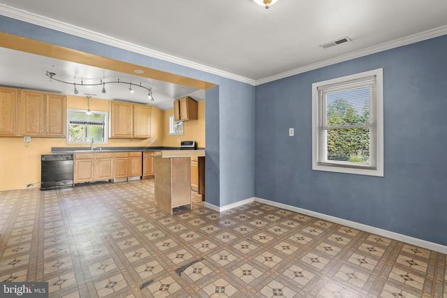 1212 BURKE RD, Baltimore, MD 21220