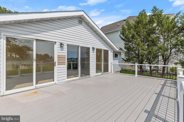 1212 BURKE RD, Baltimore, MD 21220