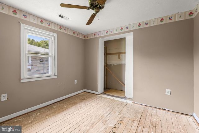 1212 BURKE RD, Baltimore, MD 21220