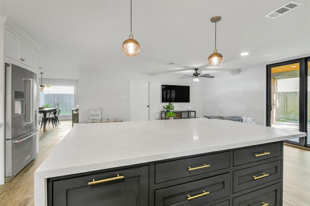 3615 Mayfield Oaks Lane, Houston, TX 77088