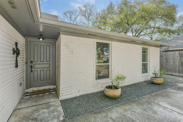 3615 Mayfield Oaks Lane, Houston, TX 77088