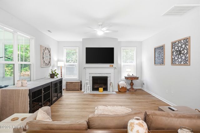 9897 Red Fox Run SE, Winnabow, NC 28479
