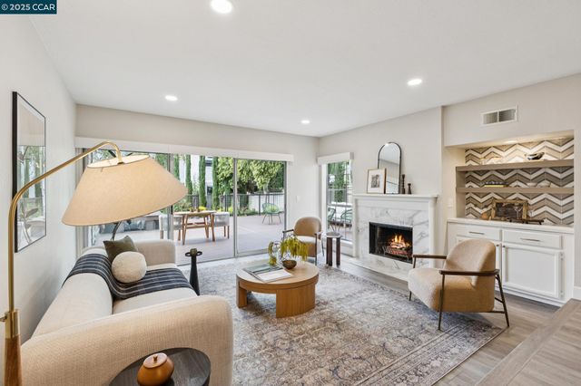 1839 Stratton Cir, Walnut Creek, CA 94598