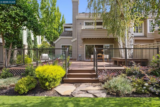 1839 Stratton Cir, Walnut Creek, CA 94598