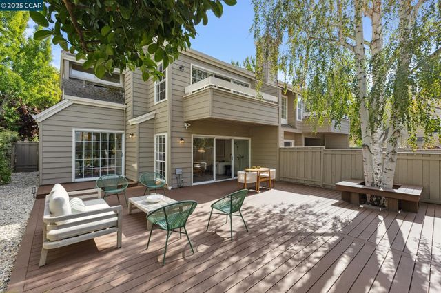 1839 Stratton Cir, Walnut Creek, CA 94598