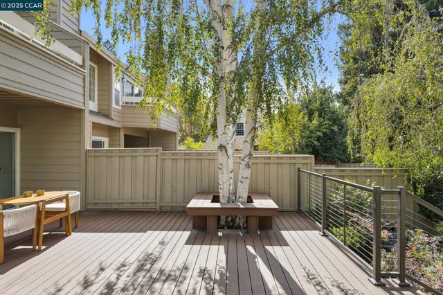 1839 Stratton Cir, Walnut Creek, CA 94598