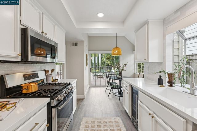 1839 Stratton Cir, Walnut Creek, CA 94598