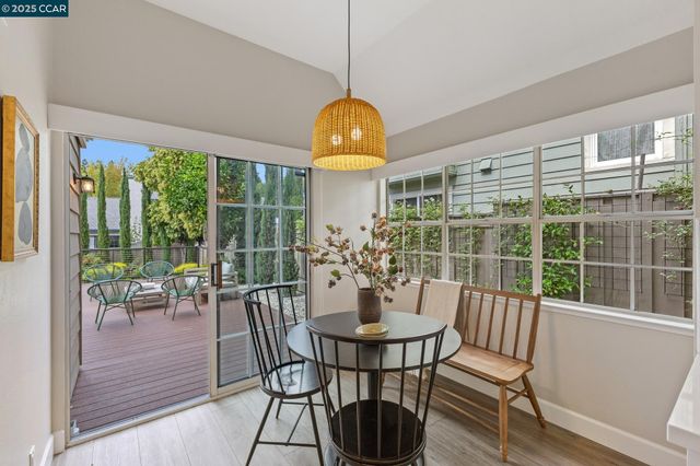 1839 Stratton Cir, Walnut Creek, CA 94598