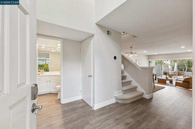1839 Stratton Cir, Walnut Creek, CA 94598