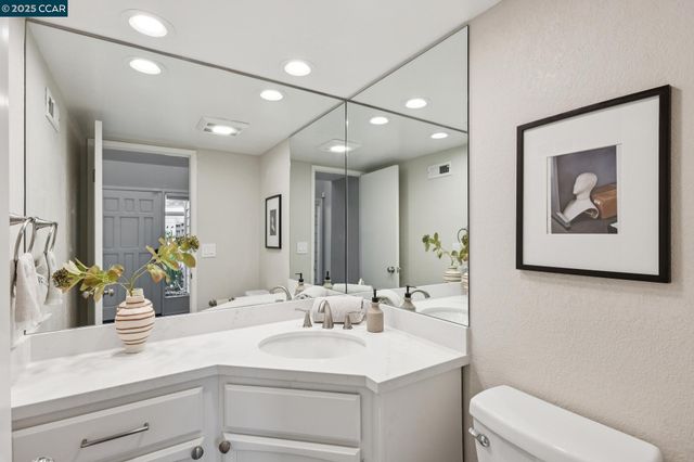 1839 Stratton Cir, Walnut Creek, CA 94598