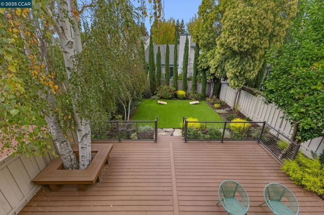 1839 Stratton Cir, Walnut Creek, CA 94598
