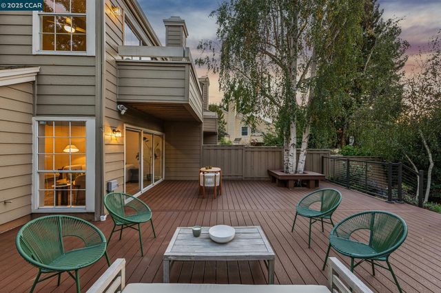 1839 Stratton Cir, Walnut Creek, CA 94598