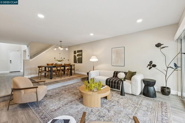 1839 Stratton Cir, Walnut Creek, CA 94598