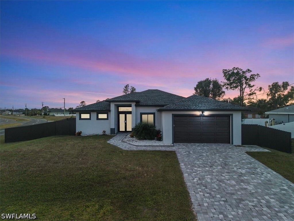 Image 1 of property listing at 1124 NE 35th LN, Cape Coral, FL 33909