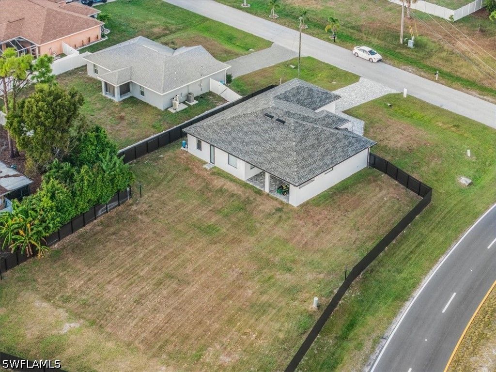 Image 43 of property listing at 1124 NE 35th LN, Cape Coral, FL 33909