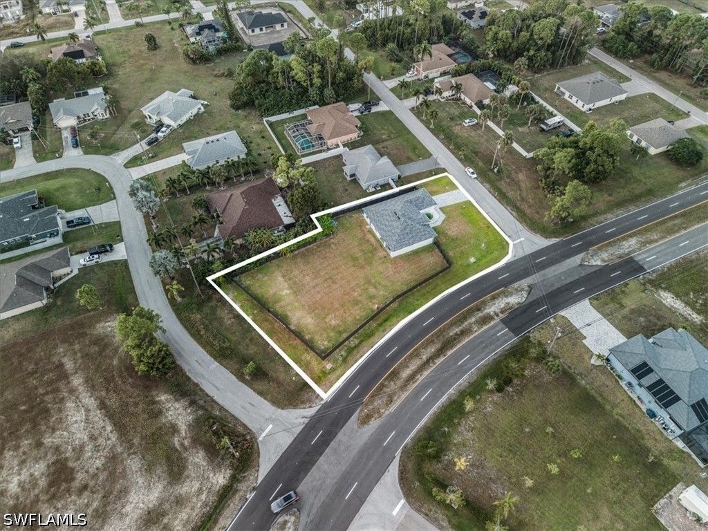 Image 46 of property listing at 1124 NE 35th LN, Cape Coral, FL 33909