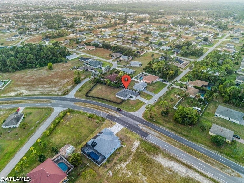 Image 48 of property listing at 1124 NE 35th LN, Cape Coral, FL 33909