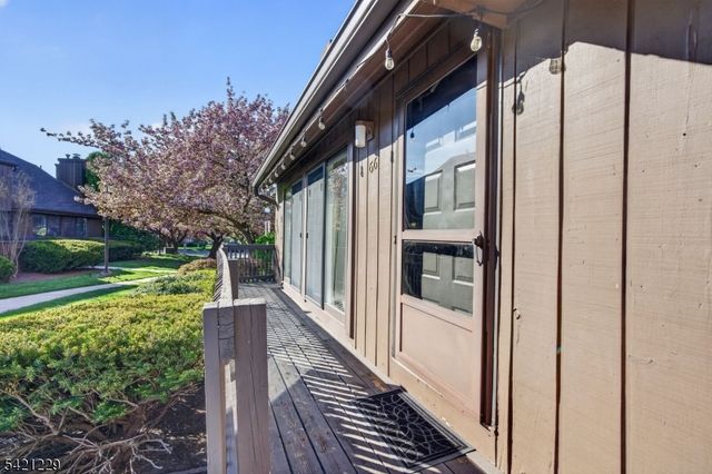 66 Kingsberry Dr 66, Franklin Twp., NJ 08873