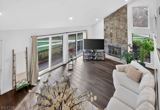 66 Kingsberry Dr 66, Franklin Twp., NJ 08873