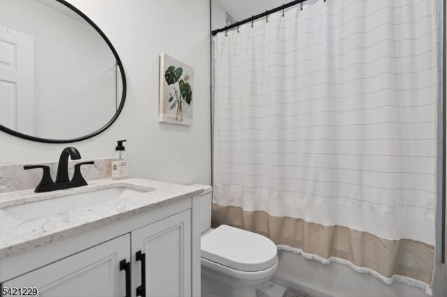 66 Kingsberry Dr 66, Franklin Twp., NJ 08873